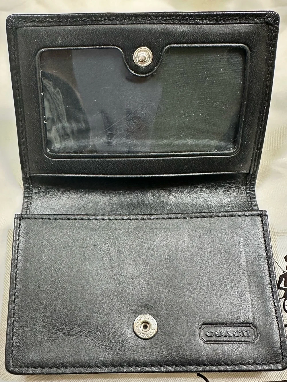 Coach sleek card